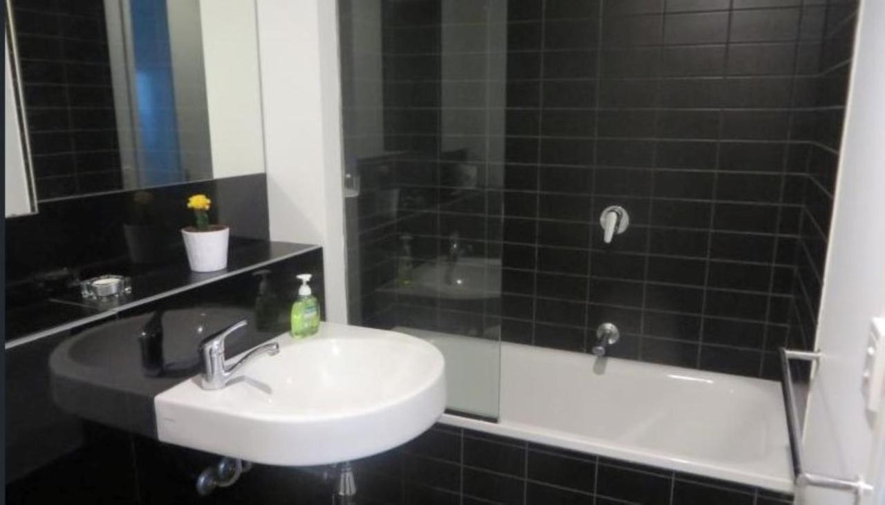Readyset Apartments At Liberty Melbourne Zewnętrze zdjęcie